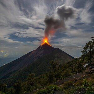 Meet your Posher, Ebe